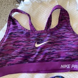 nike sports bras